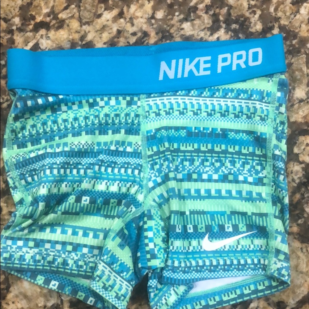 Youth Nike pro
